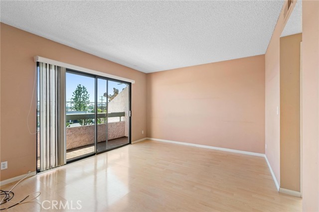 Detail Gallery Image 31 of 42 For 9906 Owensmouth Ave #28,  Chatsworth,  CA 91311 - 2 Beds | 2/1 Baths