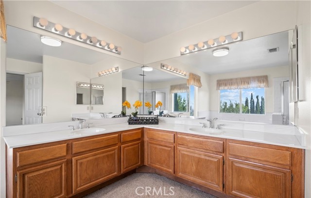 Detail Gallery Image 11 of 24 For 5637 Redwood, Palmdale,  CA 93551 - 3 Beds | 2/1 Baths