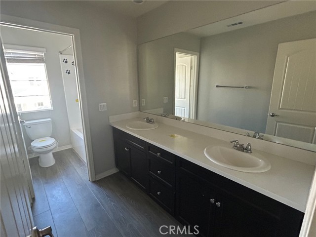 Detail Gallery Image 14 of 40 For 3195 E Olympic, Ontario,  CA 91762 - 3 Beds | 2/1 Baths