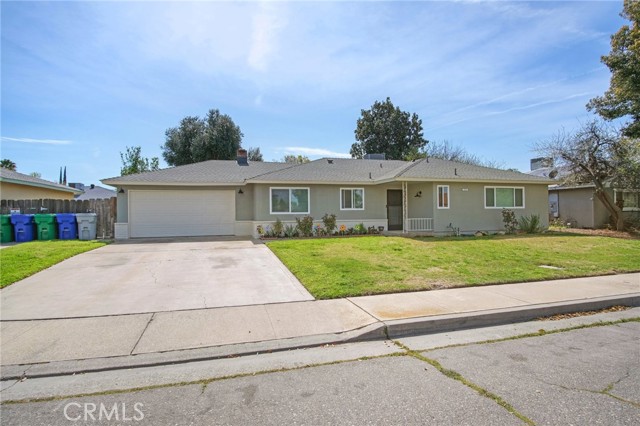 372 Terri Drive, Atwater CA: https://media.crmls.org/medias/bbfab7d2-e2a9-4c02-9ed4-53e8ba326f29.jpg