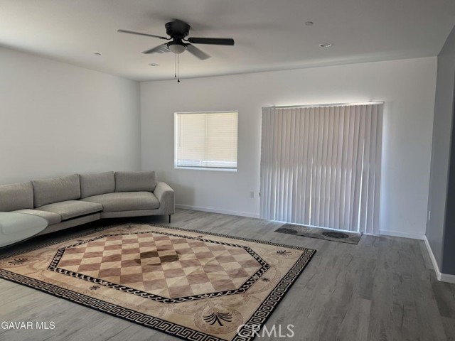 20925 79th Street, California City CA: https://media.crmls.org/medias/bbfbda18-4e21-4dd9-9fe0-be67ade32459.jpg