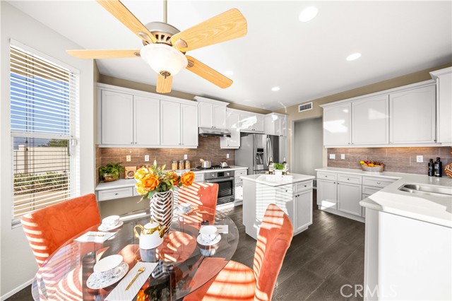 Detail Gallery Image 15 of 39 For 7 Hollyleaf, Aliso Viejo,  CA 92656 - 4 Beds | 3 Baths