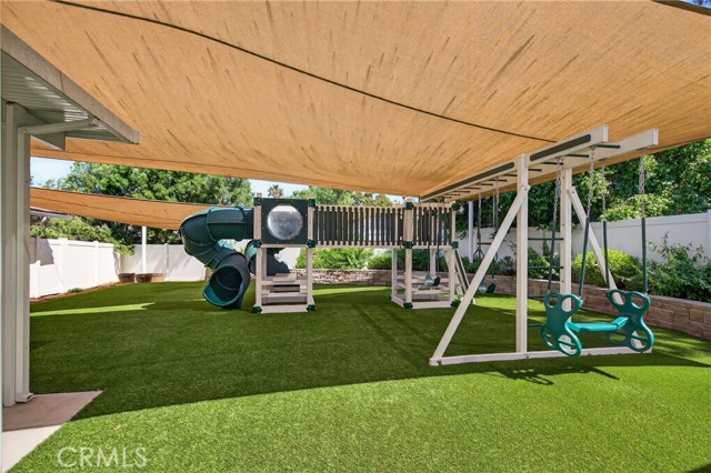 Detail Gallery Image 32 of 46 For 1986 Wetherly Way, Riverside,  CA 92506 - 4 Beds | 3 Baths