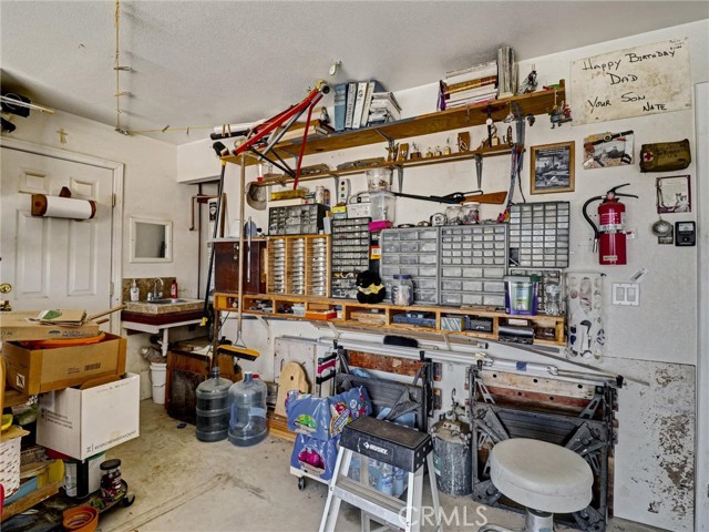 15900 Avenida Atezada, Desert Hot Springs CA: https://media.crmls.org/medias/bbfe60fb-6b0d-4ea6-9c0c-7c289276012f.jpg