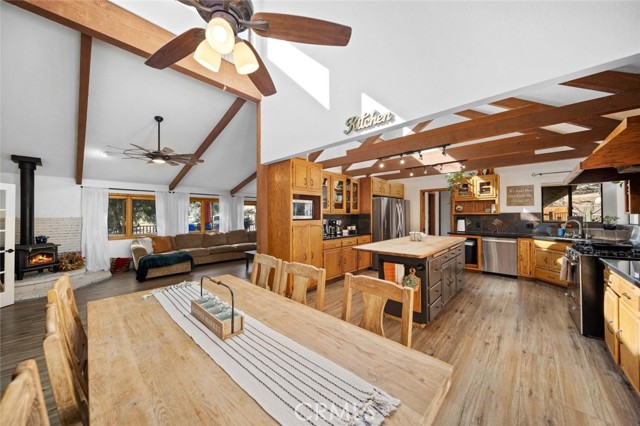 Detail Gallery Image 13 of 67 For 29670 Skyline Dr, Tehachapi,  CA 93561 - 6 Beds | 3/1 Baths