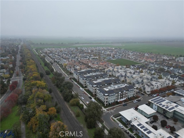 Detail Gallery Image 12 of 16 For 1661 Spring St #444,  Davis,  CA 95616 - 3 Beds | 2/1 Baths