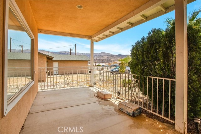 Detail Gallery Image 3 of 31 For 6349 Cahuilla Ave, Twentynine Palms,  CA 92277 - 3 Beds | 2 Baths