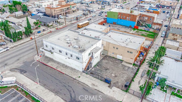 4351 S Western Avenue, Los Angeles, California 90062, ,Commercial Sale,For Sale,4351 S Western Avenue,CRPW24031565