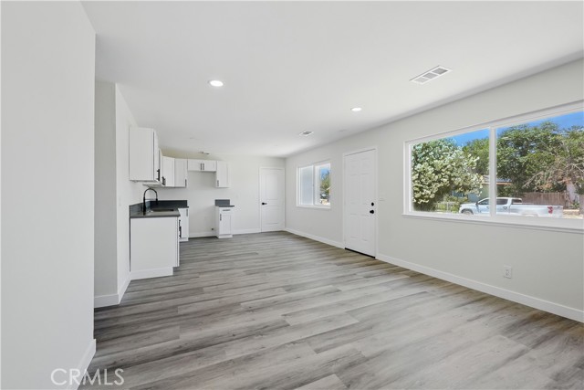 44242 Benald Street, Lancaster CA: https://media.crmls.org/medias/bc0025d4-276b-4a22-82d0-d70f57bbf41b.jpg