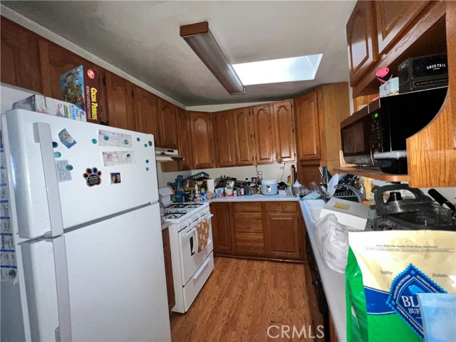 3855 Maine Avenue, Baldwin Park CA: https://media.crmls.org/medias/bc00331a-823f-481a-a163-850aaf65de6c.jpg