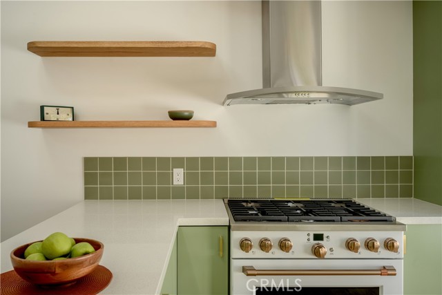 811 Maltman Avenue, Los Angeles CA: https://media.crmls.org/medias/bc01526c-7975-4c0b-8966-9f7aee9eacd5.jpg