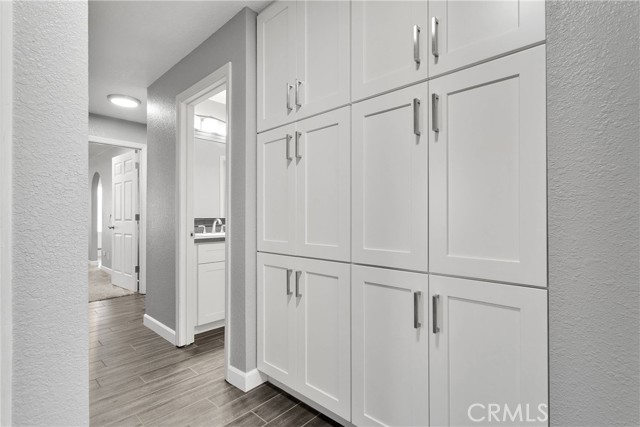 21978 Mojave Street, Apple Valley CA: https://media.crmls.org/medias/bc01bac6-9203-41c5-88a7-19f1b6840eed.jpg