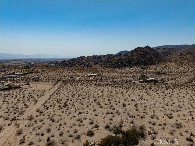 Detail Gallery Image 6 of 21 For 7054 Canyon Rd, Twentynine Palms,  CA 92277 - – Beds | – Baths