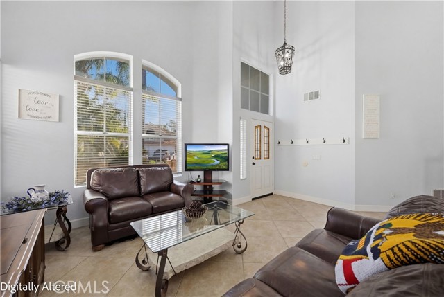 Detail Gallery Image 11 of 38 For 41685 Elk Run, Murrieta,  CA 92562 - 4 Beds | 2/1 Baths