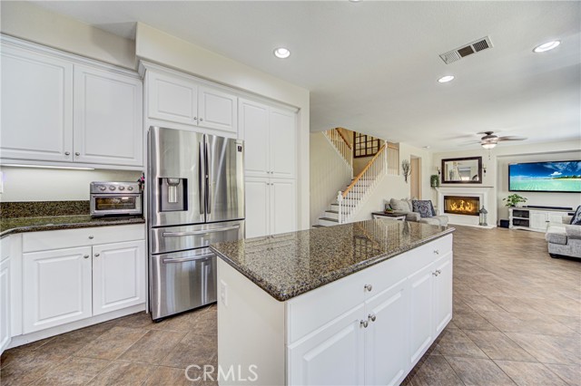 Detail Gallery Image 12 of 38 For 37361 Stellarview Ave, Murrieta,  CA 92563 - 5 Beds | 3 Baths