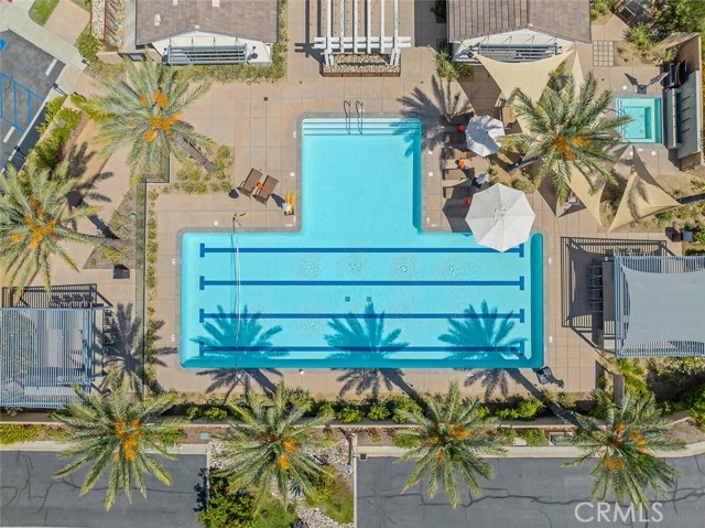 Detail Gallery Image 43 of 47 For 25124 Limetree Ln, Canyon Country,  CA 91387 - 2 Beds | 2/1 Baths