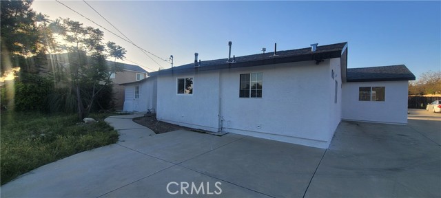 Detail Gallery Image 3 of 26 For 15856 Curtis Ave, Fontana,  CA 92336 - 3 Beds | 1 Baths