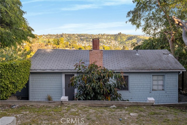 3814 San Rafael Avenue, Los Angeles CA: https://media.crmls.org/medias/bc045ac0-8528-4511-8f75-1f45b92ee3b8.jpg