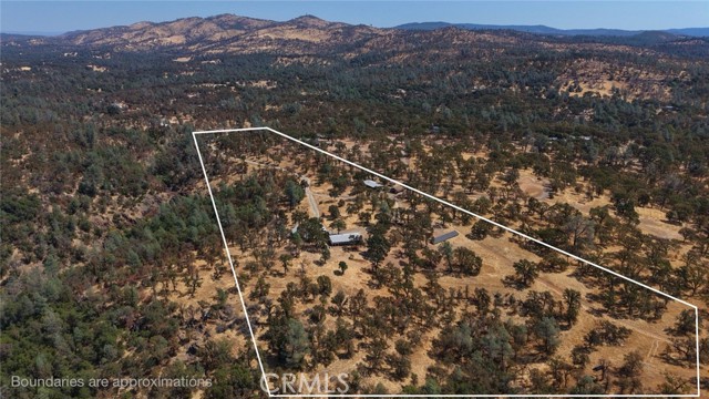 6270 Oro Bangor, Oroville CA: https://media.crmls.org/medias/bc04ac73-1dee-4300-a480-2eb49992dd7d.jpg