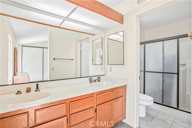 1426 Crestview Drive, Oceanside CA: https://media.crmls.org/medias/bc055e3b-05e8-42f2-b8a9-23aef75b4d41.jpg
