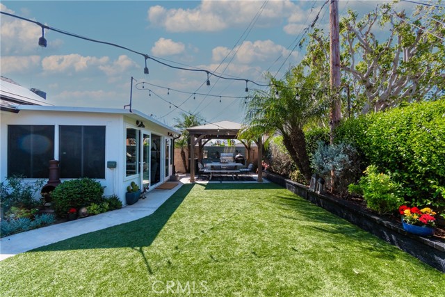 Detail Gallery Image 42 of 51 For 15551 Aulnay Ln, Huntington Beach,  CA 92647 - 3 Beds | 2 Baths