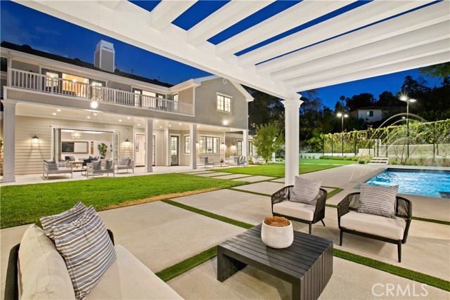 Detail Gallery Image 10 of 56 For 4509 Noeline Ave, Encino,  CA 91436 - 6 Beds | 6/1 Baths