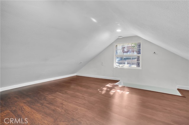 Detail Gallery Image 10 of 32 For 22789 Laurel Ln, Crestline,  CA 92325 - 1 Beds | 2 Baths