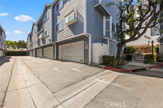 Detail Gallery Image 45 of 48 For 13144 Sycamore Village, Norwalk,  CA 90650 - 3 Beds | 3 Baths