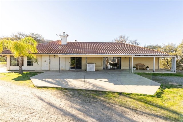 Detail Gallery Image 31 of 62 For 7975 Nacimiento Lake Dr, Paso Robles,  CA 93446 - 6 Beds | 3/1 Baths