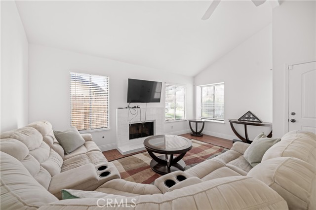 Detail Gallery Image 4 of 23 For 7013 Natchitoches, Bakersfield,  CA 93309 - 3 Beds | 2 Baths