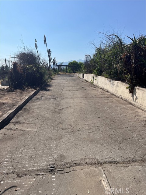 3485 Marengo Avenue, Altadena CA: https://media.crmls.org/medias/bc0980f3-593e-40bf-999e-b7a08b639106.jpg