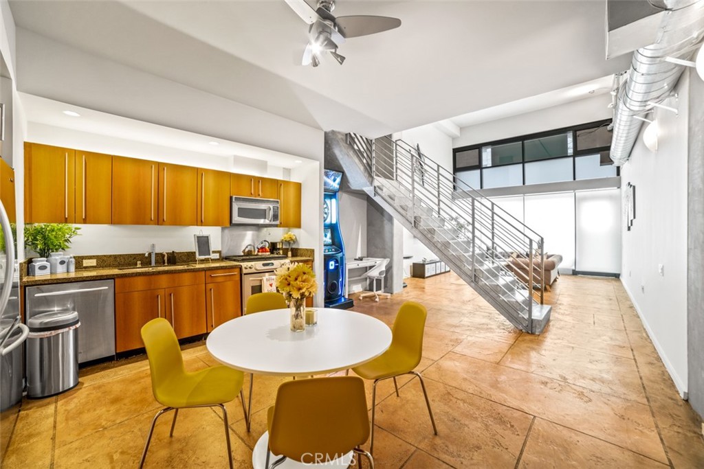 350 11th Ave. - photo 9