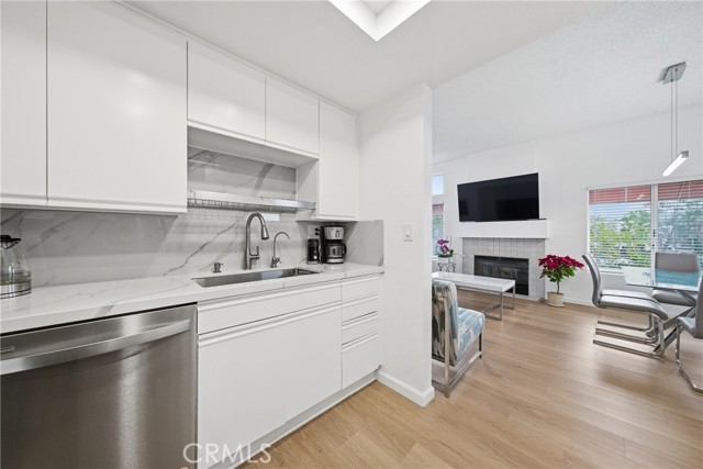 Detail Gallery Image 16 of 48 For 27743 Zircon #104,  Mission Viejo,  CA 92691 - 2 Beds | 1 Baths