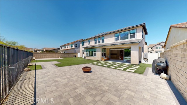 18732 Juniper Springs Dr, Canyon Country CA: https://media.crmls.org/medias/bc0a0f6b-60cd-4678-ac12-5b815c2220e0.jpg