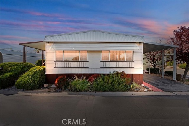 Detail Gallery Image 2 of 34 For 54999 Martinez Trl #65,  Yucca Valley,  CA 92284 - 2 Beds | 2 Baths