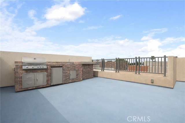 Detail Gallery Image 33 of 34 For 809 Brickyard Ln, Costa Mesa,  CA 92627 - 2 Beds | 2/2 Baths