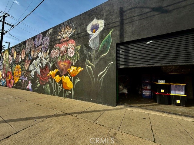 Image 5 of 54 For 1303 Anaheim Street