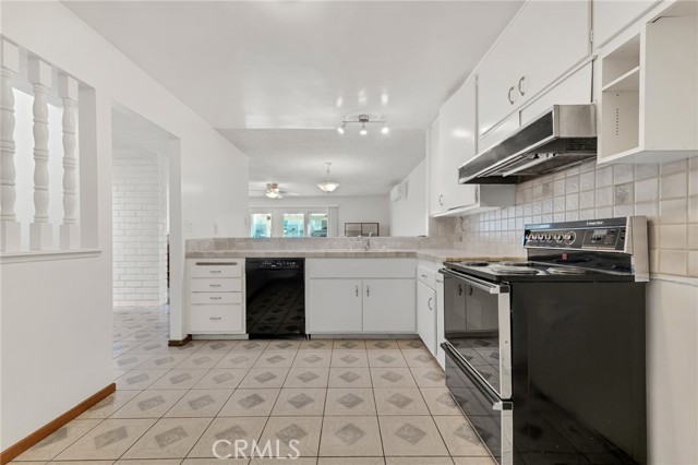 Detail Gallery Image 19 of 45 For 1654 Edgewater Ln, Camarillo,  CA 93010 - 3 Beds | 2/1 Baths