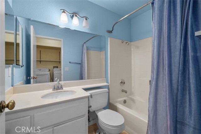 45260 7th E Street, Lancaster CA: https://media.crmls.org/medias/bc0bd97f-9987-420b-b618-b91c3ffda982.jpg