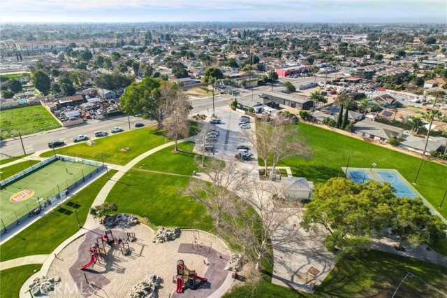 Detail Gallery Image 10 of 16 For 3314 W 5th, Santa Ana,  CA 92703 - – Beds | – Baths