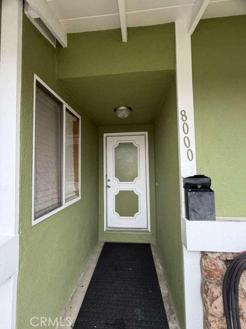 Detail Gallery Image 2 of 17 For 8000 Ben, North Hollywood,  CA 91605 - 3 Beds | 2 Baths