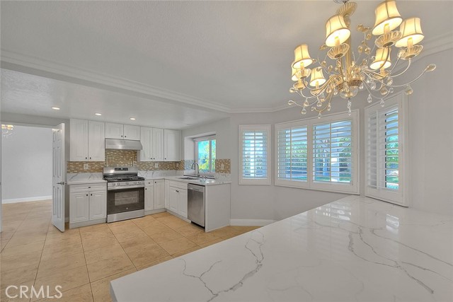 21853 E Snow Creek, Walnut CA: https://media.crmls.org/medias/bc0d14b7-1ece-450c-a81f-2ee149238497.jpg