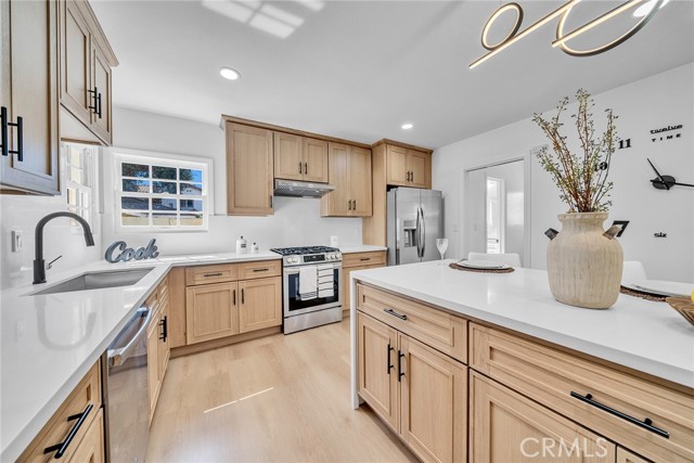 1321 S 8th Avenue, Arcadia CA: https://media.crmls.org/medias/bc0d4141-292e-4e20-b229-0c9a8939eabf.jpg