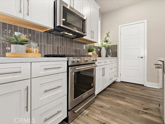 Detail Gallery Image 12 of 44 For 1441 Longview Lane, San Pedro,  CA 90732 - 4 Beds | 3/1 Baths