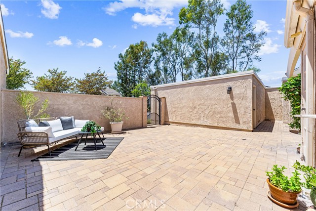 28082 Palmetto Court, Laguna Niguel CA: https://media.crmls.org/medias/bc0db97b-a61f-4cfd-9925-de2542ffc7d1.jpg