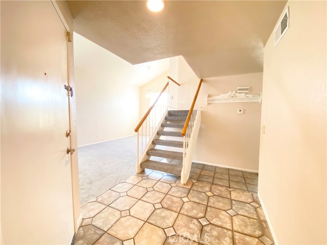 Detail Gallery Image 2 of 25 For 24298 Rimview Rd, Moreno Valley,  CA 92557 - 4 Beds | 3 Baths