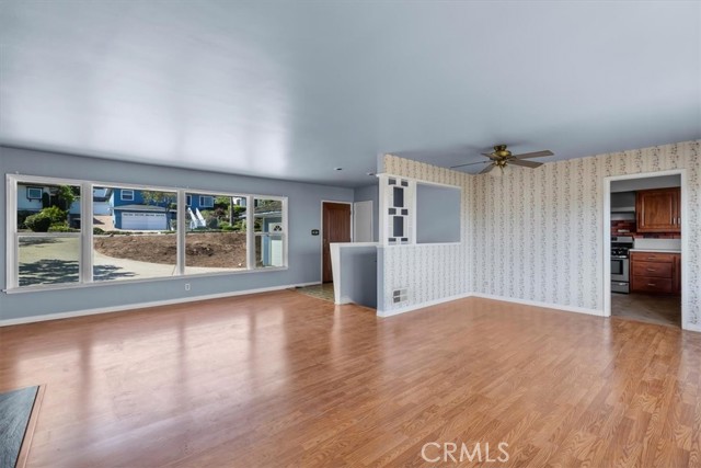 445 Calle Mayor, Redondo Beach, California 90277, 3 Bedrooms Bedrooms, ,2 BathroomsBathrooms,Residential,For Sale,Calle Mayor,SB25203937