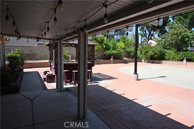 26320 Antonio Circle, Loma Linda CA: https://media.crmls.org/medias/bc0e9eda-8411-45d5-91ce-a4e2670ef66e.jpg