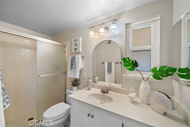 18452 Tamarind Street, Fountain Valley CA: https://media.crmls.org/medias/bc0ed4a9-db6a-458b-a430-92aae4bb683a.jpg
