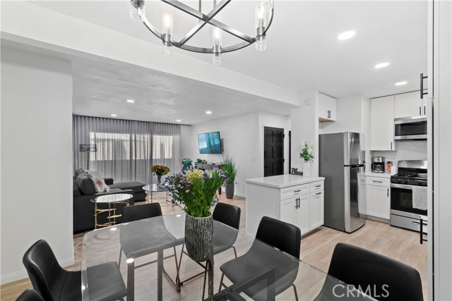 1001 W Macarthur Boulevard, Santa Ana CA: https://media.crmls.org/medias/bc0f0067-4943-4bee-8ecf-9154b8328d1a.jpg